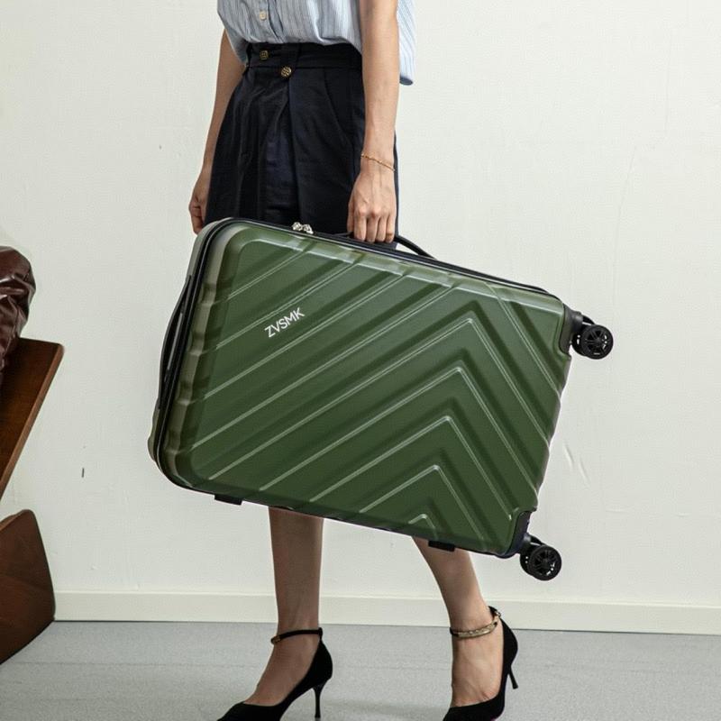 Hardside Luggage for Amazon Sellers How to Reduce Bad Reviews and Returns Hardside Luggage for Amazon Sellers How to Reduce Bad Reviews and Returns